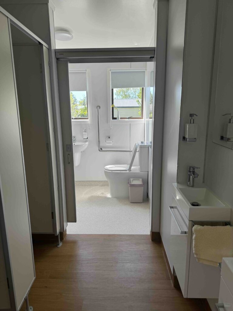Bathroom view of invalid Bathroom